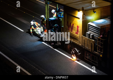 A14 opere stradali. Junction 7-9 lavoro notturno Foto Stock