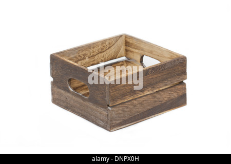 Svuotare casse di legno isolato su sfondo bianco Foto Stock