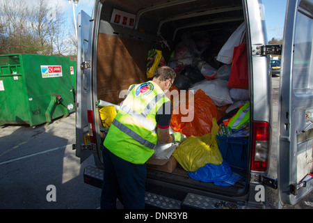 Esercito della salvezza vestiti banca della carità Foto Stock