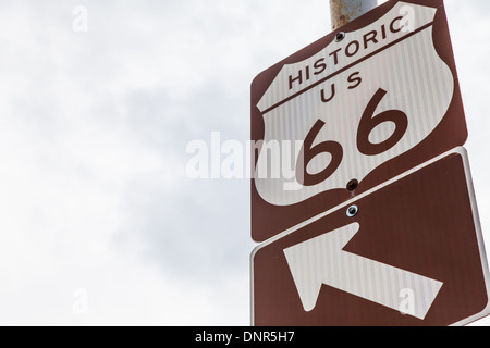 Famoso streetsight Route 66 con copyspace Foto Stock