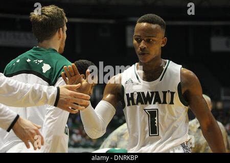 Honolulu, HI, STATI UNITI D'AMERICA. 30 Dic, 2013. Dicembre 30, 2013 - Hawaii Rainbow Warriors guard Garrett Nevels #1 durante la fase di azione tra il Norfolk membro spartani e Hawaii Rainbow Warriors a Stan Sheriff centro sull'Università delle Hawaii a Manoa campus a Honolulu, HI. © csm/Alamy Live News Foto Stock