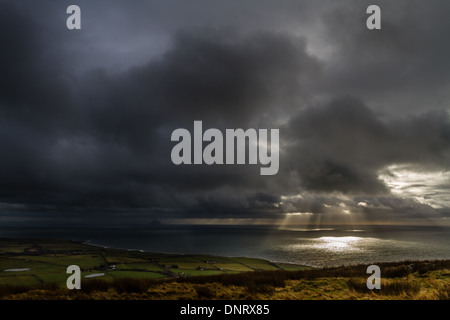 Tempesta imminente sull'isola di Arran (da Cnoc Don) Foto Stock