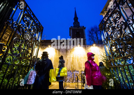 Parete di Betlemme arte di installazione da Justin macellaio in Londra Foto Stock