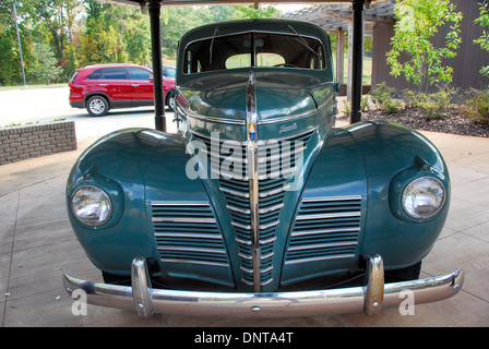 Automobile simile a quella che Elvis Presley mosso da Tupelo, Mississippi, a Memphis Tennessee Foto Stock