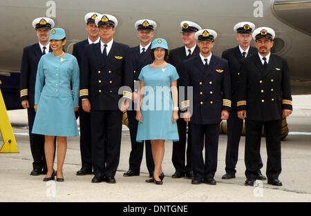 Agosto 28, 2002 - K25984AR SPIRITO DI AMICIZIA GLOBAL TOUR si ferma all'aeroporto JFK di New York, 28/08/02. ANDREA RENAULT/ 2002..John Travolta(Immagine di credito: © Globo foto/ZUMAPRESS.com) Foto Stock