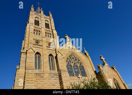 Parte anteriore facciata di pietra arenaria di Santa Maria la Chiesa cattolica romana, Warwick, Queensland, Australia Foto Stock