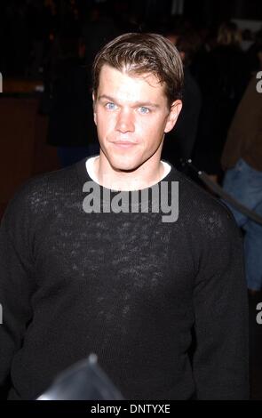 Il 25 gennaio, 2002 - K23902AG: il mio cuore KHMER PREMIERE.AMMINISTRAZIONE GUILDA DELL AMERICA, West Hollywood, CA 01/24/2002. AMY GRAVES/ 2002..Matt Damon(Immagine di credito: © Globo foto/ZUMAPRESS.com) Foto Stock