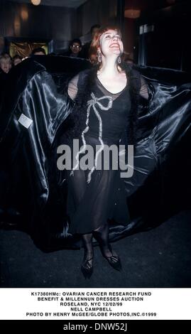 Dicembre 2, 1999 - K17380HMc: cancro ovarico di fondo di ricerca.vantaggio & ABITI MILLENNUN AUCTION .ROSELAND, NYC 12/02/99.Nell CAMPBELL. HENRY McGEE/ 1999(Credit Immagine: © Globo foto/ZUMAPRESS.com) Foto Stock