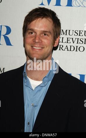 Mar 9, 2002 - K24346AG: Il William S. PALEY TELEVISION FESTIVAL .''SIX PIEDI SOTTO''.Directors Guild complesso del teatro, 03/09/2002. AMY GRAVES/ 2002.(D).PETER KRAUSE(Immagine di credito: © Globo foto/ZUMAPRESS.com) Foto Stock