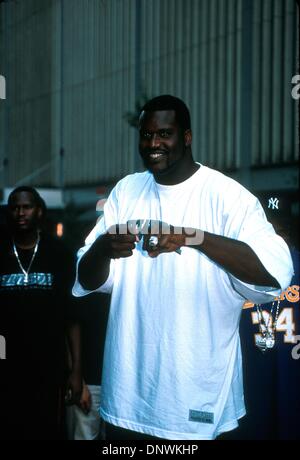 Luglio 23, 2001 - K22709MG: 7/23/01.il ''Il pianeta delle scimmie" premiere del film .al Teatro Ziegfeld a NYC..Shaquille O'Neal. MARINA GARNIER/ 2001(Credit Immagine: © Globo foto/ZUMAPRESS.com) Foto Stock