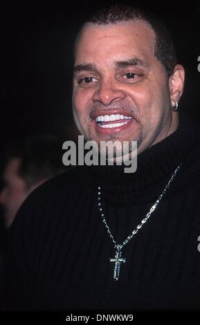 Dic. 18, 2001 - K23665TR: 12/12/01.il ''ALI'' premiere del film in corrispondenza di Grauman's Chinese Theatre a Hollywood, CA..SINBAD. TOM RODRIGUEZ/ 2001(Credit Immagine: © Globo foto/ZUMAPRESS.com) Foto Stock