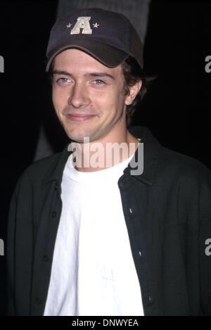 Ottobre 10, 2001 - K23065EG: AMELIE PREMIERE.Accademia Teatro, Beverly Hills, CA 10/09/2001.Topher Grace. ED GELLER/ 2001(Credit Immagine: © Globo foto/ZUMAPRESS.com) Foto Stock