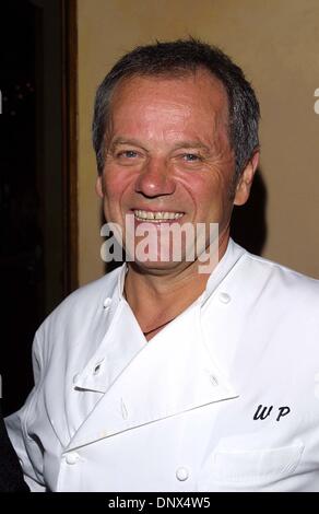 Sett. 18, 2002 - K26099TR JASON FOUNDATION per suicidio giovanile PERVENTION .SPAGO ristorante a Beverly Hills, CA. 9-18-02. TOM RODRIGUEZ/ Wolfgang Puck(Immagine di credito: © Globo foto/ZUMAPRESS.com) Foto Stock