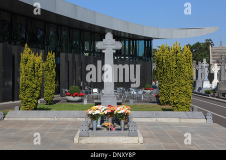 Tomba della rivoluzionaria irlandese leader Michael Collins (1890-1922) presso il cimitero di Glasnevin a Dublino, Irlanda Foto Stock