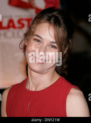 Jan 12, 2006; Hollywood, California, Stati Uniti d'America; attrice JULIE WARNER presso l' ultima vacanza' Los Angeles Premiere detenute presso il Dome Glossari Affini. Credito: Foto di Lisa O'Connor/ZUMA premere. (©) Copyright 2006 by Lisa O'Connor Foto Stock