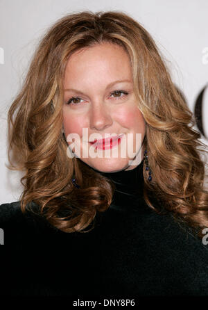 Jan 18, 2006; Pasadena, California, Stati Uniti d'America; attrice Elizabeth Perkins a CBS UPN SHOWTIME TCA partito svoltasi presso la galleria del vento. Credito: Foto di Lisa O'Connor/ZUMA premere. (©) Copyright 2006 by Lisa O'Connor Foto Stock