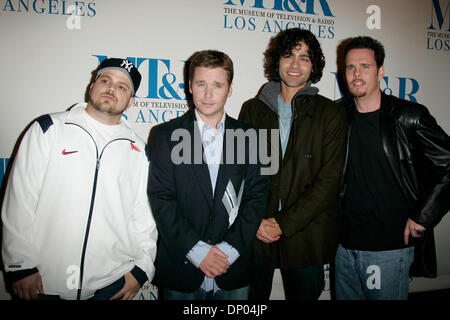 Mar 1, 2006; West Hollywood, California, Stati Uniti d'America; attori JERRY FERRARA, Kevin Connolly, ADRIAN GRENIER & KEVIN DILLON alla XXIII edizione William S. Paley Television Festival Screening e Q&A di Entourage presso la DGA. Credito: Foto di Lisa O'Connor/ZUMA premere. (©) Copyright 2006 by Lisa O'Connor Foto Stock