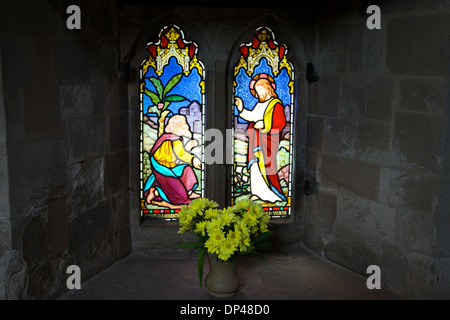 Vetrata di Saint Andrews Chiesa, Biggleswade, Inghilterra Foto Stock