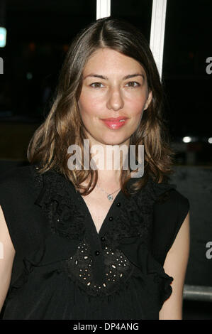 Agosto 03, 2006; New York, NY, STATI UNITI D'AMERICA; Sofia Coppola alla premiere mondiale di 'World Trade Center" tenutasi presso il Teatro Ziegfeld. Credito: Foto di Nancy Kaszerman/ZUMA premere. (©) Copyright 2006 by Nancy Kaszerman Foto Stock