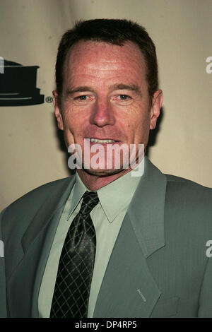 Agosto 23, 2006; Los Angeles, CA, Stati Uniti d'America; attore BYRAN CRANSTON durante gli arrivi presso la Academy of Television Arts and Sciences scrittori" Peer Group Emmy Nominee Reception tenuto in francese 75 in Los Angeles. Credito: foto di Jerome Ware/ZUMA premere. (©) Copyright 2006 da Girolamo Ware Foto Stock