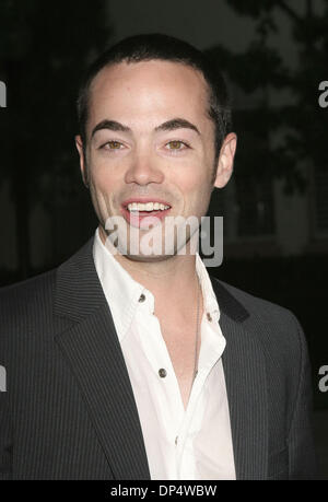 Aug 25, 2006; Los Angeles, CA, Stati Uniti d'America; attore John Hensley a stagione quattro Premiere Screening di/Nip tuck terrà il Paramount Studios Lot, Hollywood. Credito: Foto di Paul Fenton/ZUMA KPA.. (©) Copyright 2006 by Paolo Fenton Foto Stock