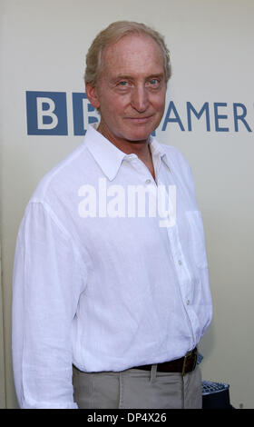 Agosto 26, 2006; Century City, CA, Stati Uniti d'America; attore CHARLES dance arriva presso il BAFTA/LA-Academy of Television Arts and Sciences Tea Party al secolo Hyatt. Credito: Foto da J. P. Yim/ZUMA premere. (©) Copyright 2006 DA J. P. Yim Foto Stock