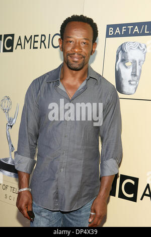 Agosto 26, 2006; Century City, CA, Stati Uniti d'America; attore Lennie James arriva presso il BAFTA/LA-Academy of Television Arts and Sciences Tea Party al secolo Hyatt. Credito: Foto da J. P. Yim/ZUMA premere. (©) Copyright 2006 DA J. P. Yim Foto Stock