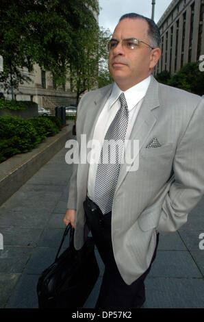 Sep 06, 2006; Manhattan, NY, STATI UNITI D'AMERICA; John A. 'junior' GOTTI arriva a Manhattan Corte Federale per un altro giorno nella sua terza prova su racket oneri. Credito: Foto di Bryan Smith/ZUMA premere. (©) Copyright 2006 by Bryan Smith Foto Stock