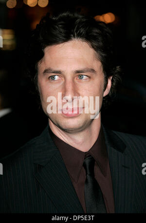 Sep 13, 2006; a ovest di Beverly Hills, la California, Stati Uniti d'America; attore Zach Braff a 'L'ultimo bacio' Los Angeles Premiere detenute al Directors Guild of America Teatro. Credito: Foto di Lisa O'Connor/ZUMA premere. (©) Copyright 2006 by Lisa O'Connor Foto Stock