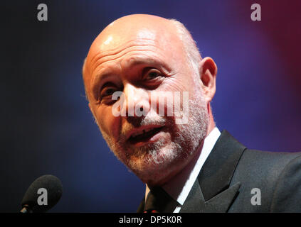 Sep 17, 2006; Temecula, California, Stati Uniti d'America; HECTOR ELIZONDO riceve i fondatori Award al dodicesimo annuale di Temecula Valley Film e Musica Festival tenutosi al Pechanga Resort and Casino. Credito: Foto di Edward Hannigan/ZUMA premere. (©) Copyright 2006 da Edward Hannigan Foto Stock