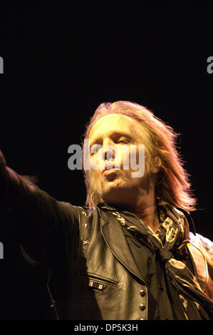 Sep 17, 2006; Austin, TX, Stati Uniti d'America; TOM PETTY & Il a tutto rock suonare dal vivo presso la Austin City Limits Music Festival 2006. Credito: foto di Jerome Brunet/ZUMA premere. (©) Copyright 2006 by Jerome Brunet Foto Stock