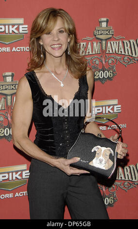 Ottobre 7, 2006; Hollywood, CA, Stati Uniti d'America; attrice LINDA BLAIR a Spike TV 'Scream Awards 2006" presso il Teatro Pantages. Credito: Foto da Vaughn Youtz. (©) Copyright 2006 da Vaughn Youtz. Foto Stock