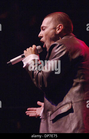 Nov 12, 2006; Norfolk, VA, Stati Uniti d'America; Kevin Federline, estraniati marito di Britney Spears, porta il suo marchio di rap alla Norva, performing live in Norfolk, Virginia. Credito: Foto di Jeff Moore/ZUMA premere. (©) Copyright 2006 by Jeff Moore Foto Stock