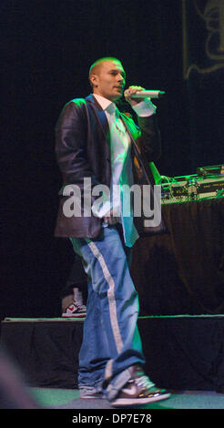 Nov 12, 2006; Norfolk, VA, Stati Uniti d'America; Kevin Federline, estraniati marito di Britney Spears, porta il suo marchio di rap alla Norva, performing live in Norfolk, Virginia. Credito: Foto di Jeff Moore/ZUMA premere. (©) Copyright 2006 by Jeff Moore Foto Stock