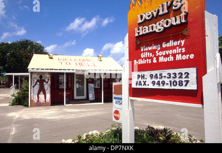 L'inferno Post Office (ora un negozio di articoli da regalo chiamato Devil's ritrovo) Inferno, Grand Cayman, BWI Foto Stock