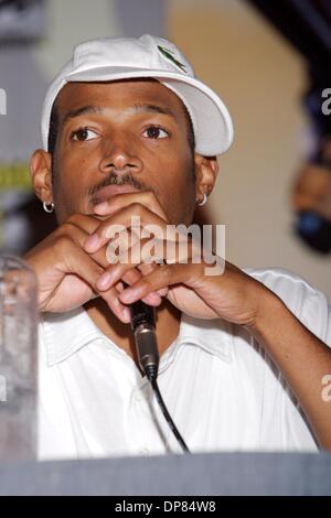 Jul 22, 2006 - San Diego, CA, Stati Uniti d'America - Marlon Wayans a un panel di discussione all'Comico-Imbroglione International 2006 presso il Centro Congressi di San Diego. (Credito Immagine: © Karl Polverino/ZUMA Press) Foto Stock