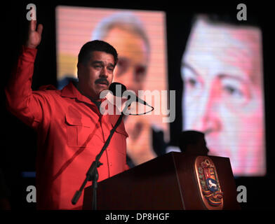 Caracas, Venezuela. 8 Gen, 2014. Presidente venezuelano Nicolás Maduro offre un discorso durante la celebrazione del cinquantacinquesimo anniversario della Rivoluzione cubana nel teatro municipale di Caracas, Venezuela, il 8 gennaio, 2014. Credito: AVN/Xinhua/Alamy Live News Foto Stock