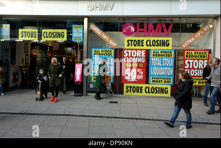 Ramo di HMV chiudendo la vendita, Islington, Londra Foto Stock