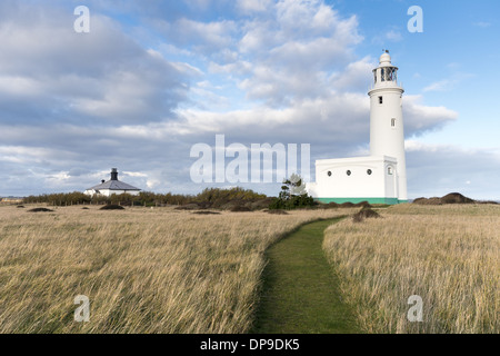 Hurst Point lighthouse situato alla fine del lungo shingle spit accanto a Hurst castello vicino Milford-on-Sea, England, Regno Unito Foto Stock