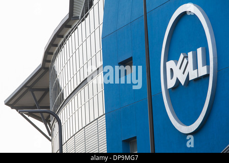 Un edificio di uffici occupati da computer Dell a Sunnyvale, in California. Foto Stock