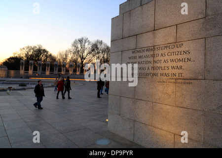 Il Memoriale della Seconda Guerra Mondiale, Washington DC. 17 dicembre, 2013. Foto di Trevor Collens. Foto Stock