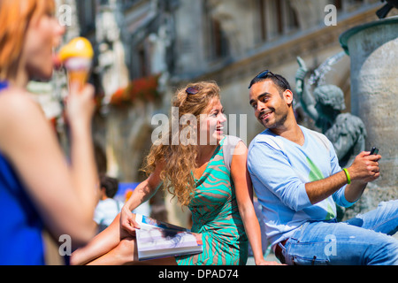 Metà adulto giovane in vacanza Foto Stock