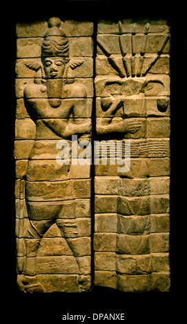 Frammenti di decorazione del tempio Inshushinak Susa Elam (corrente Iran) 1150 BC cotto Foto Stock