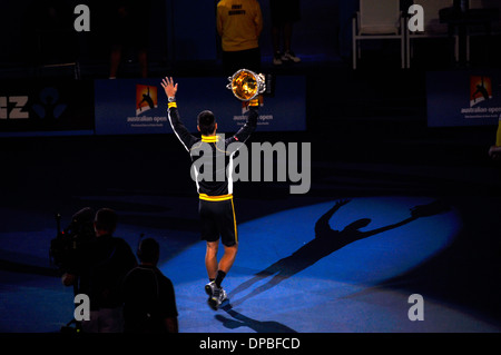 Andy Murray runner di Australian Open di Tennis grand slam presentazione con Andre Agassi e Novak Djokovic il vincitore 2013 Foto Stock