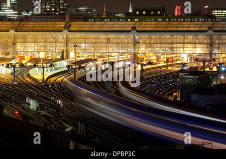 L'ora di punta a Londra Waterloo Foto Stock