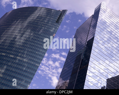 333 West Wacker Drive, un ufficio di vetro blocco sul Fiume di Chicago, Chicago, Illinois Foto Stock