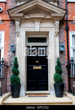 Inglese tradizionale vittoriano porta anteriore Foto Stock