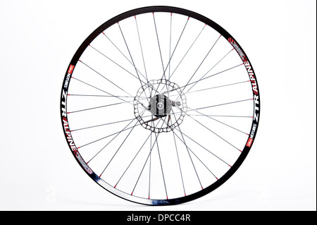 Ruota di bicicletta sul cerchio ZTR Alpine Foto Stock