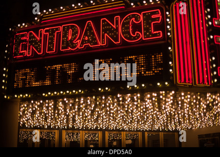 Illuminata luminosamente marquee entrata a un casino Las Vegas Foto Stock