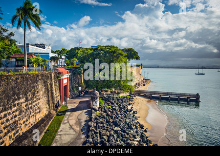 San Juan, Puerto Rico costa a Paseo de la Princesa. Foto Stock